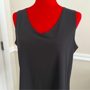 Susan Graver liquid knit v-neck tank